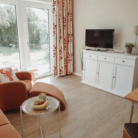 Gaestehaus Broecker Apartment Busum